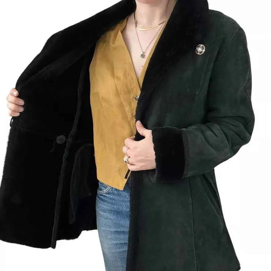 Luxequir-Collection Women's Black Shear ling Leather Winter Jacket
