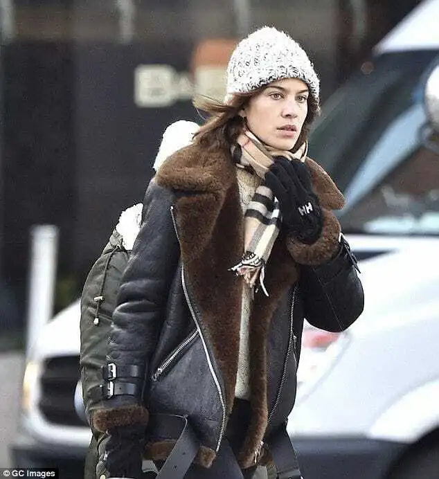 Nordic Ember – Women's Black Sheepskin Leather Winter Coat with Brown Fur Lining Luxequir Vogue