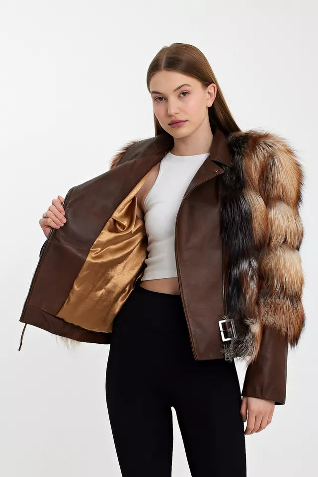 Nordic Luxe – Women's Genuine Lambskin Leather Jacket with Finland Fox Fur Trim Luxequir Vogue