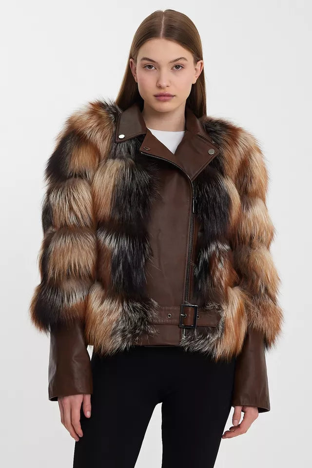 Nordic Luxe – Women's Genuine Lambskin Leather Jacket with Finland Fox Fur Trim Luxequir Vogue